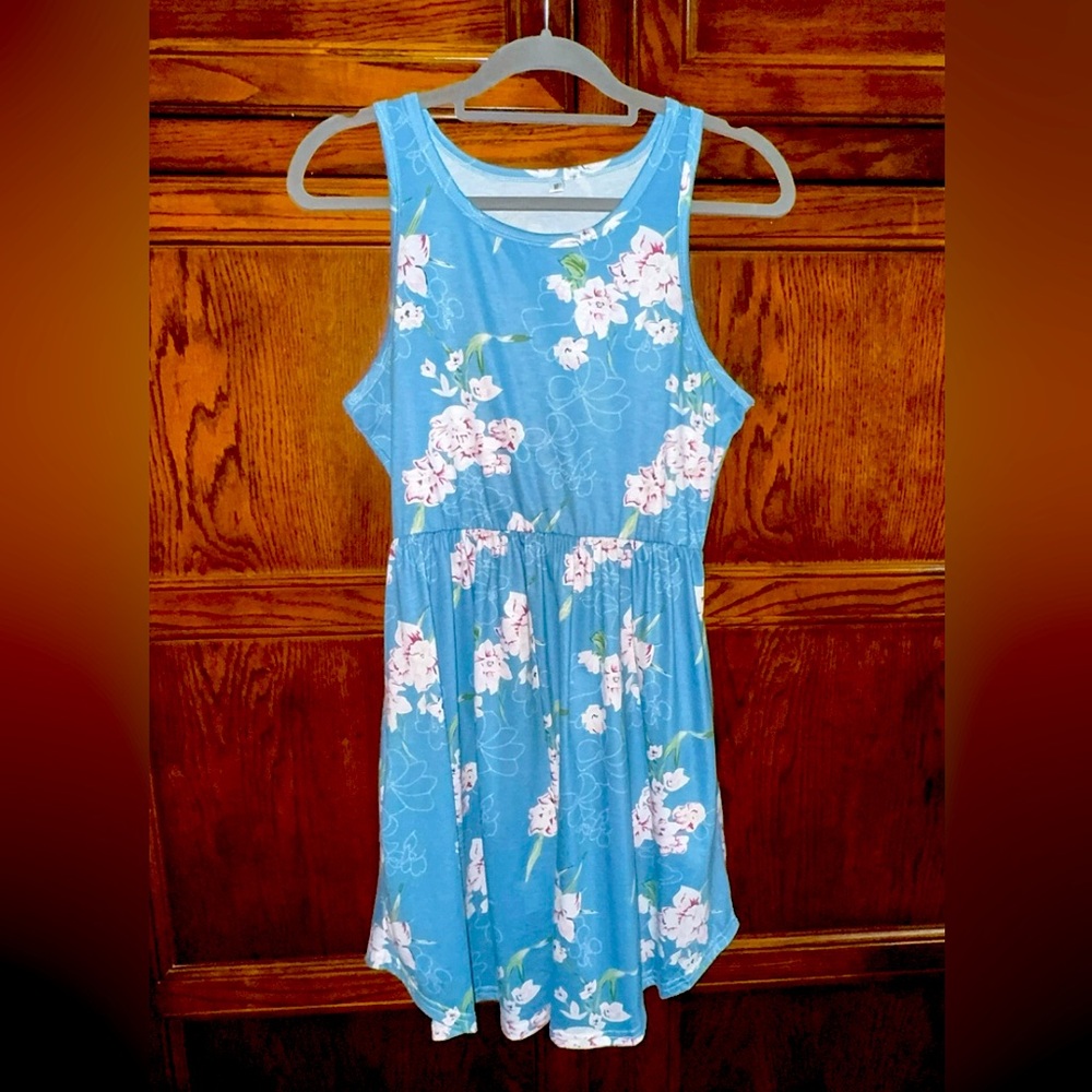 Floral Blue Sleeveless Dress w/ pockets